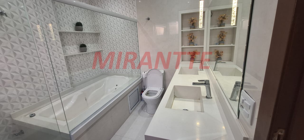 Sobrado de 480m² com 3 quartos em Santana