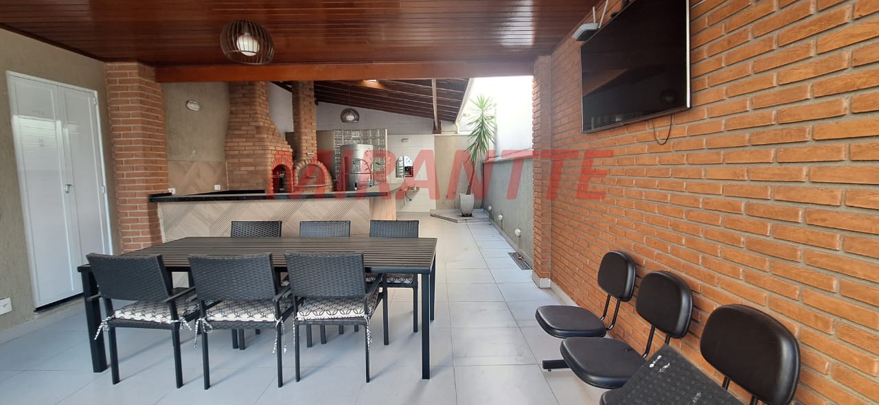 Sobrado de 480m² com 3 quartos em Santana