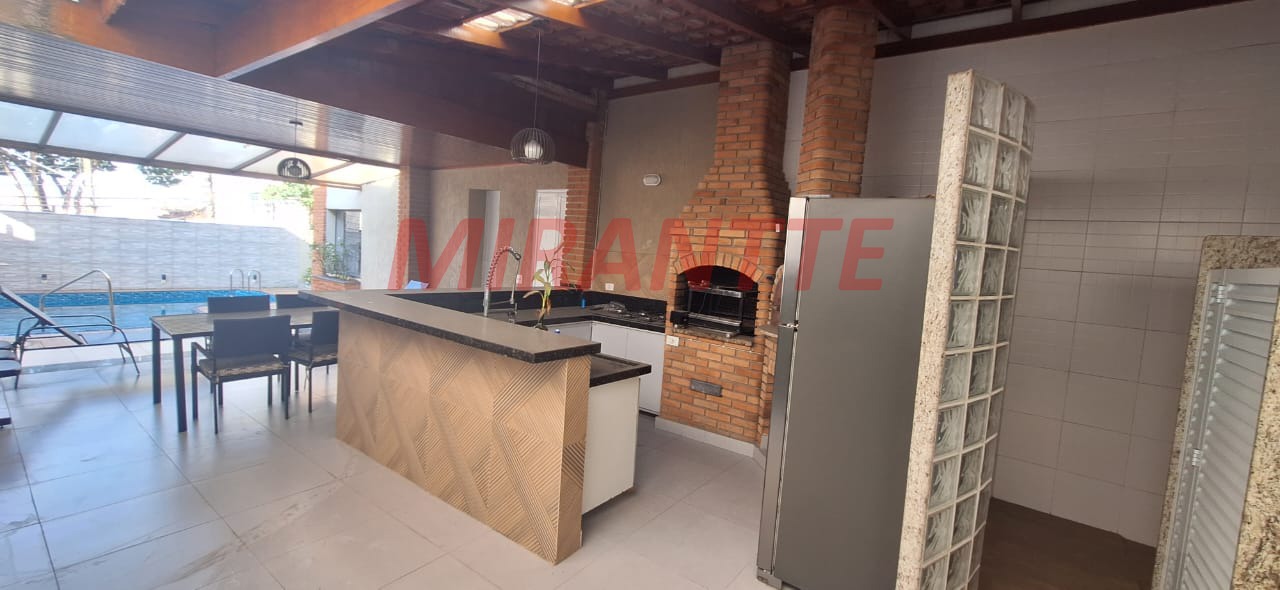 Sobrado de 480m² com 3 quartos em Santana