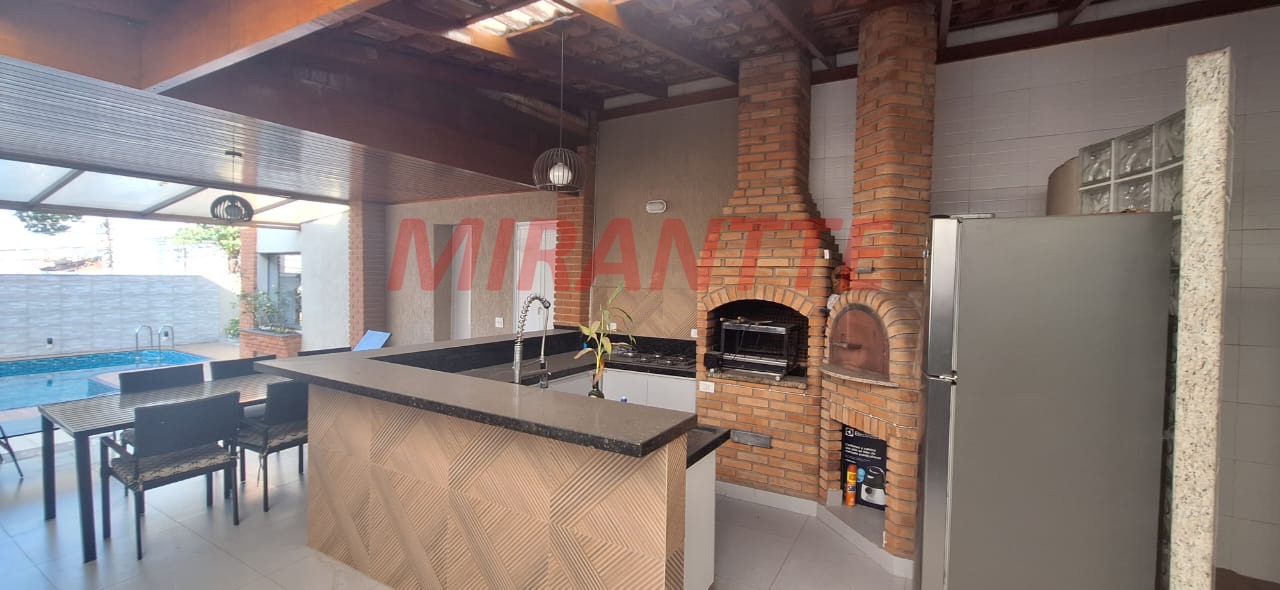 Sobrado de 480m² com 3 quartos em Santana