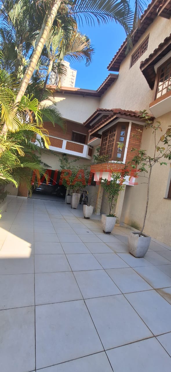 Sobrado de 480m² com 3 quartos em Santana
