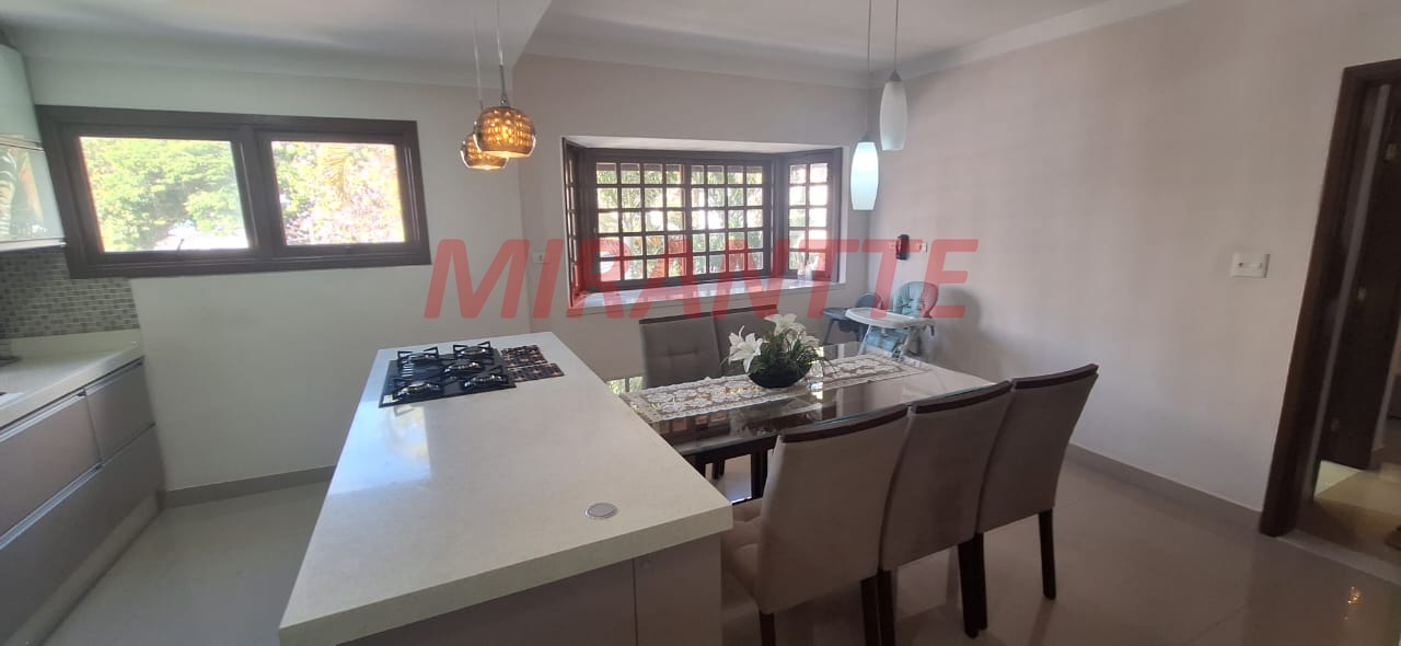 Sobrado de 480m² com 3 quartos em Santana
