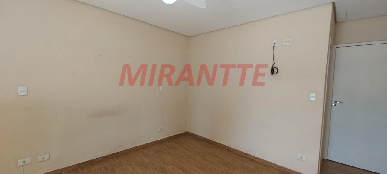 Sobrado de 160m² com 3 quartos em Santana