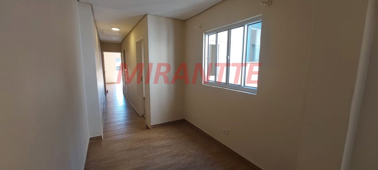 Sobrado de 160m² com 3 quartos em Santana
