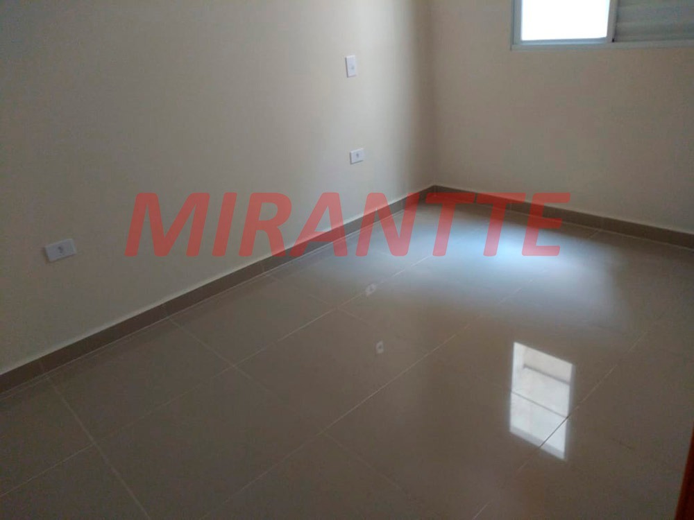 Apartamento de 47m² com 2 quartos em Vila Nivi