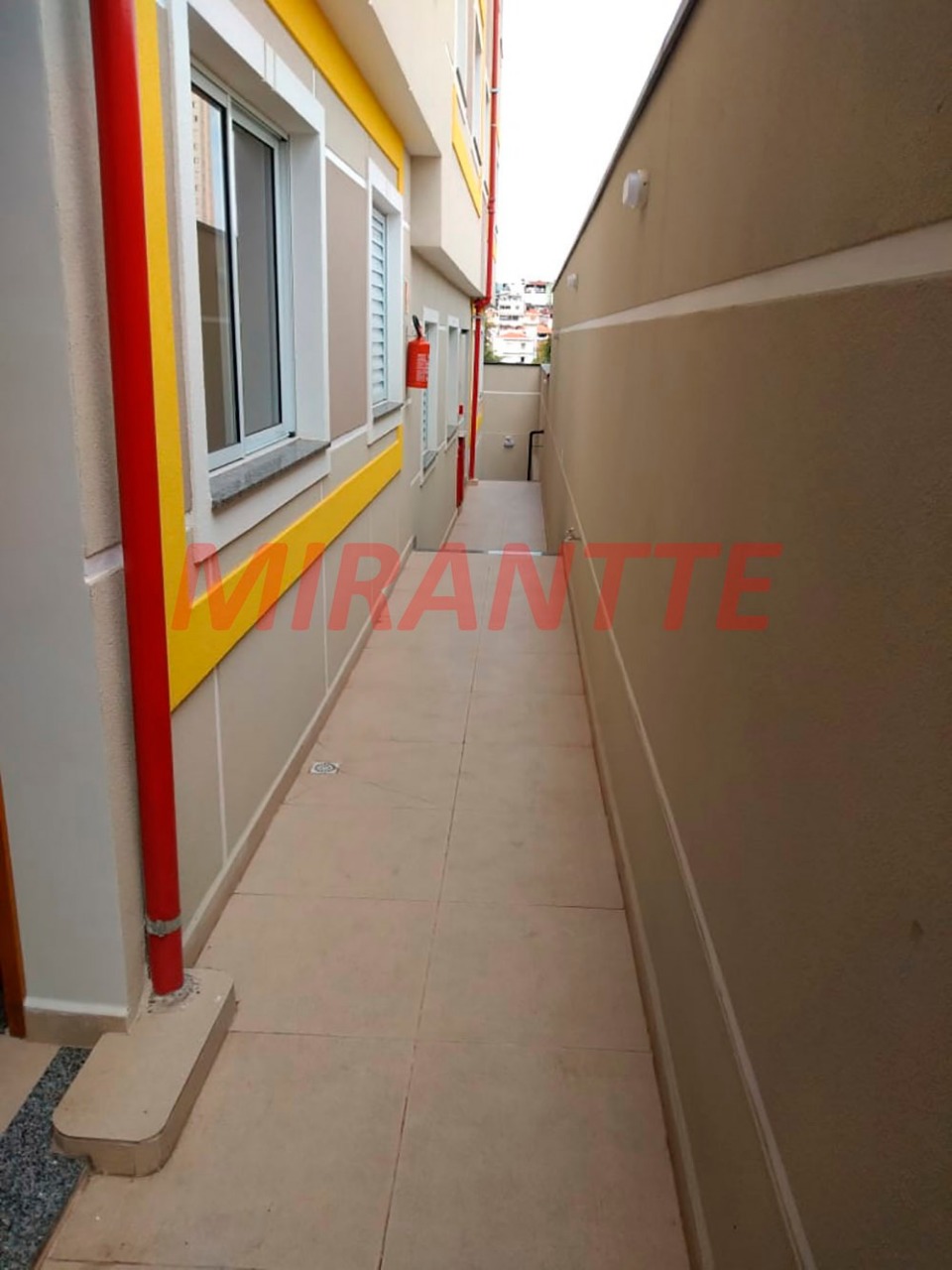 Apartamento de 47m² com 2 quartos em Vila Nivi