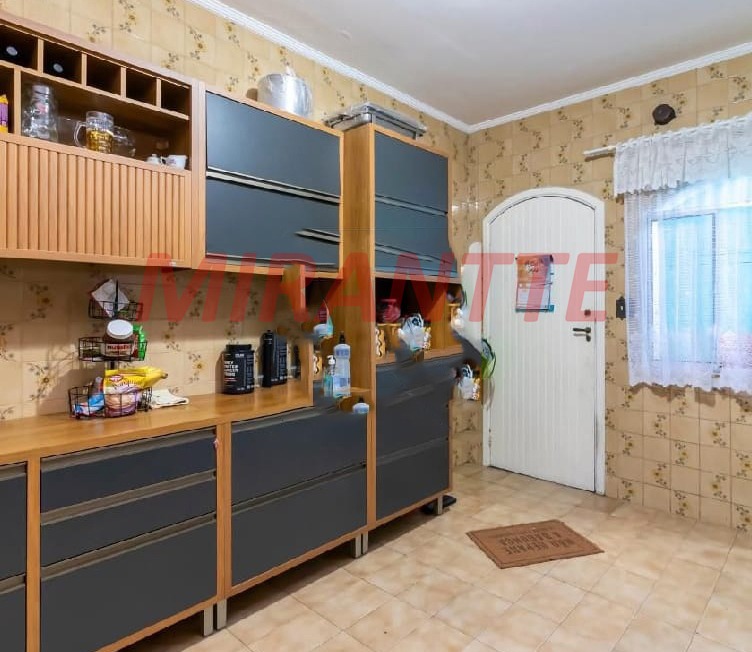 Sobrado de 122m² com 2 quartos em Vila Nova Cachoeirinha