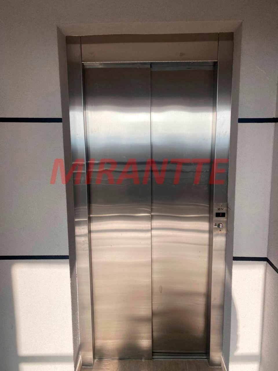 Apartamento de 38m² com 2 quartos em Água Fria