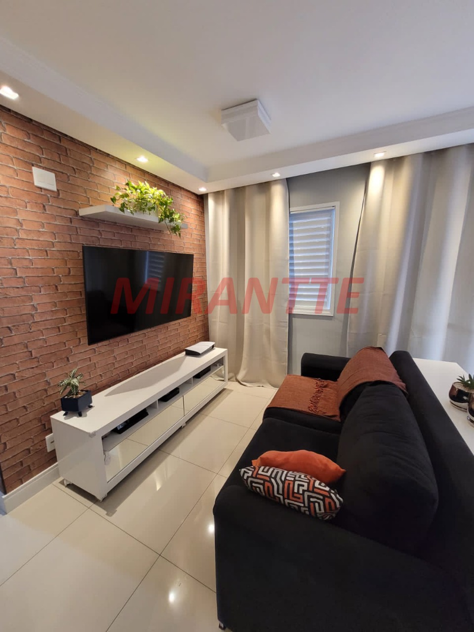 Apartamento de 65m² com 2 quartos em Parque Novo Mundo