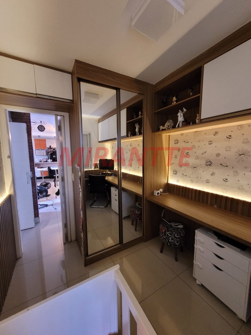 Apartamento de 65m² com 2 quartos em Parque Novo Mundo