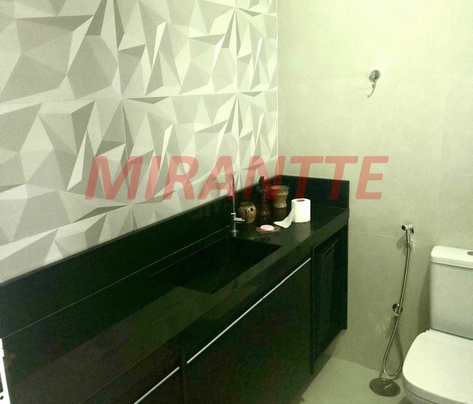 Sobrado de 220m² com 4 quartos em Carandiru