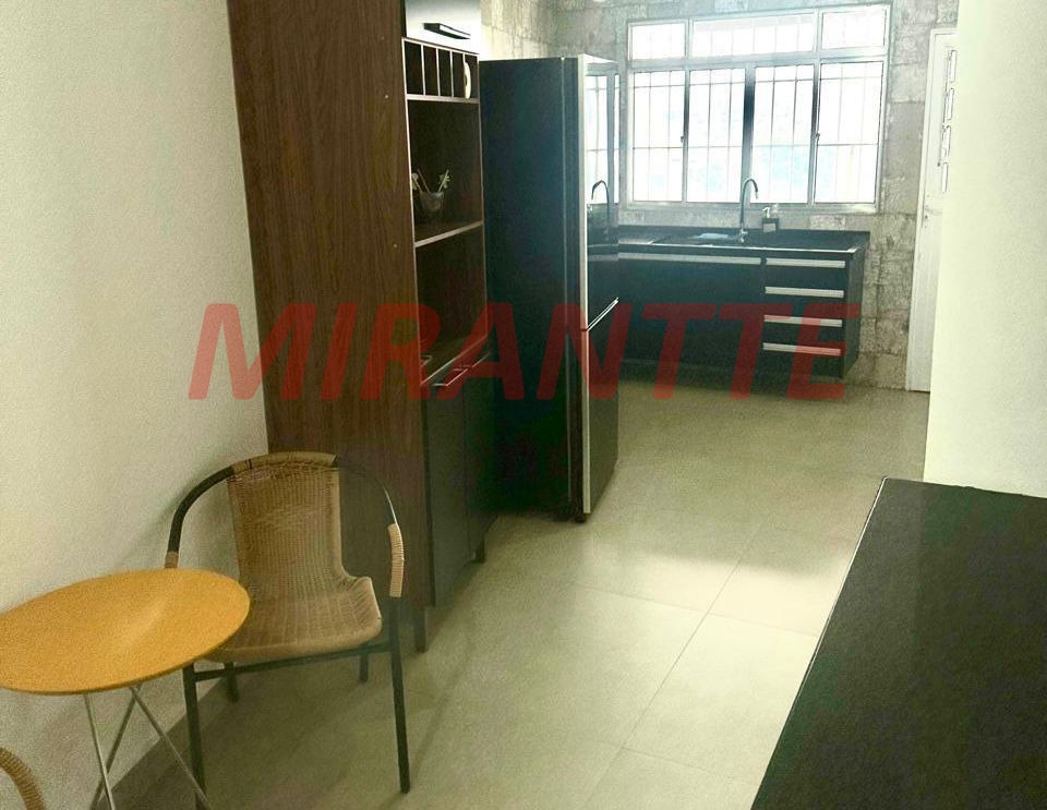 Sobrado de 220m² com 4 quartos em Carandiru