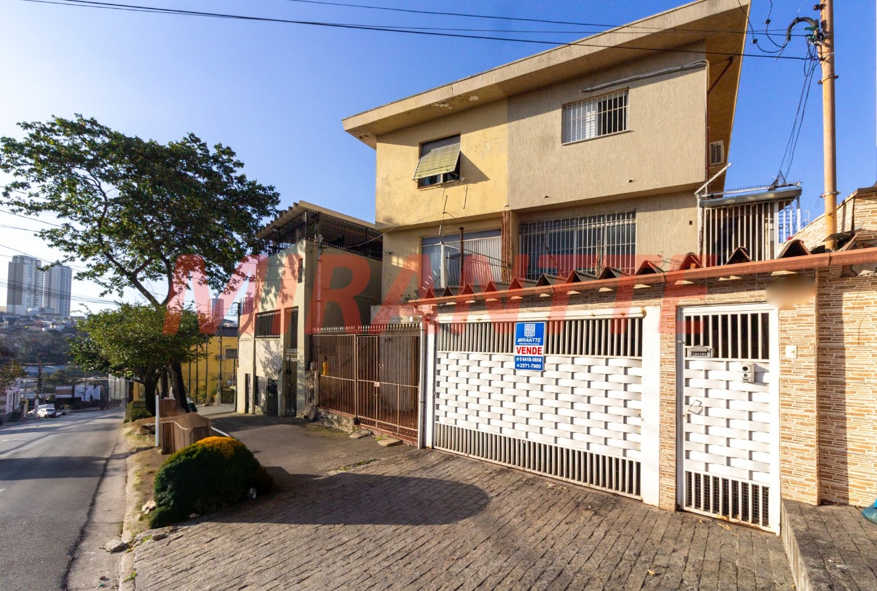 Sobrado de 135m² com 3 quartos em Santana
