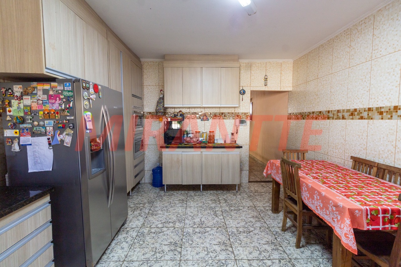Sobrado de 135m² com 3 quartos em Santana