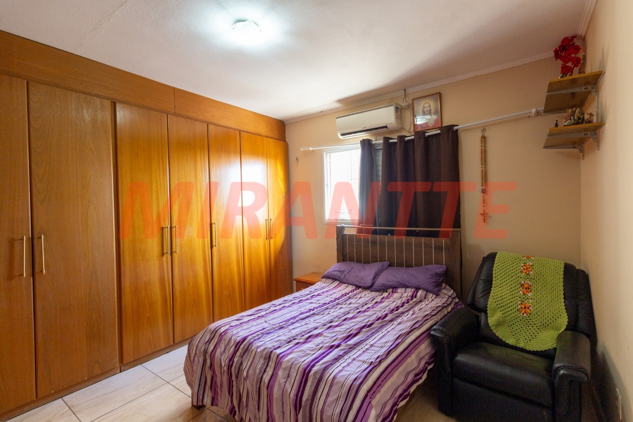 Sobrado de 135m² com 3 quartos em Santana