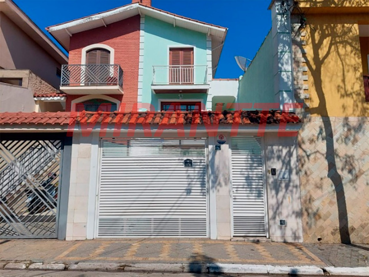Sobrado de 134m² com 3 quartos em Parada Inglesa