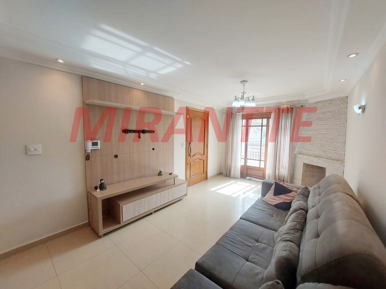 Sobrado de 134m² com 3 quartos em Parada Inglesa