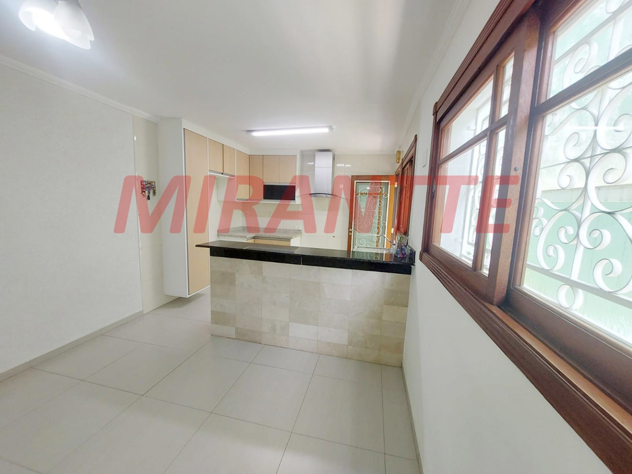 Sobrado de 134m² com 3 quartos em Parada Inglesa