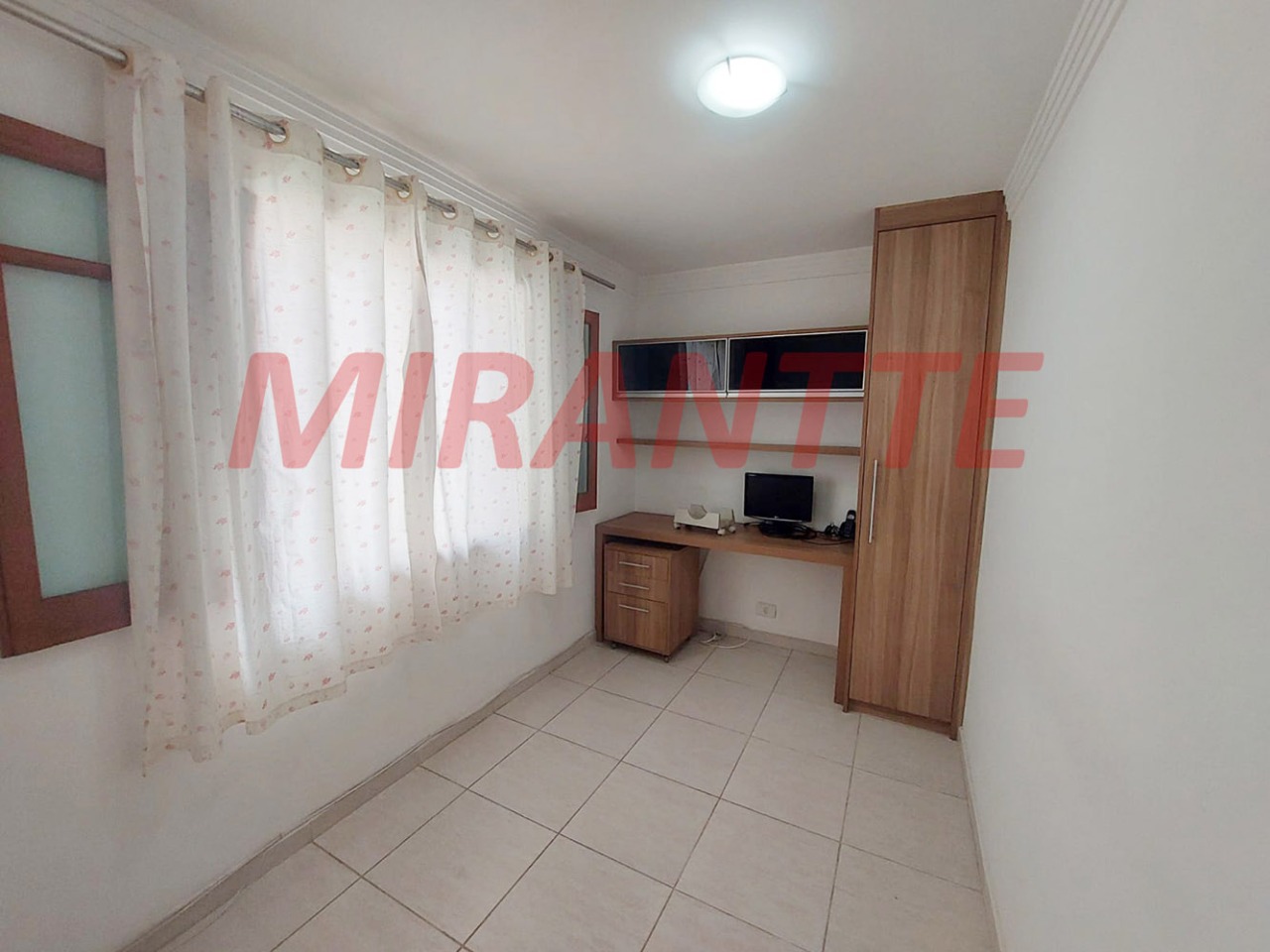 Sobrado de 134m² com 3 quartos em Parada Inglesa