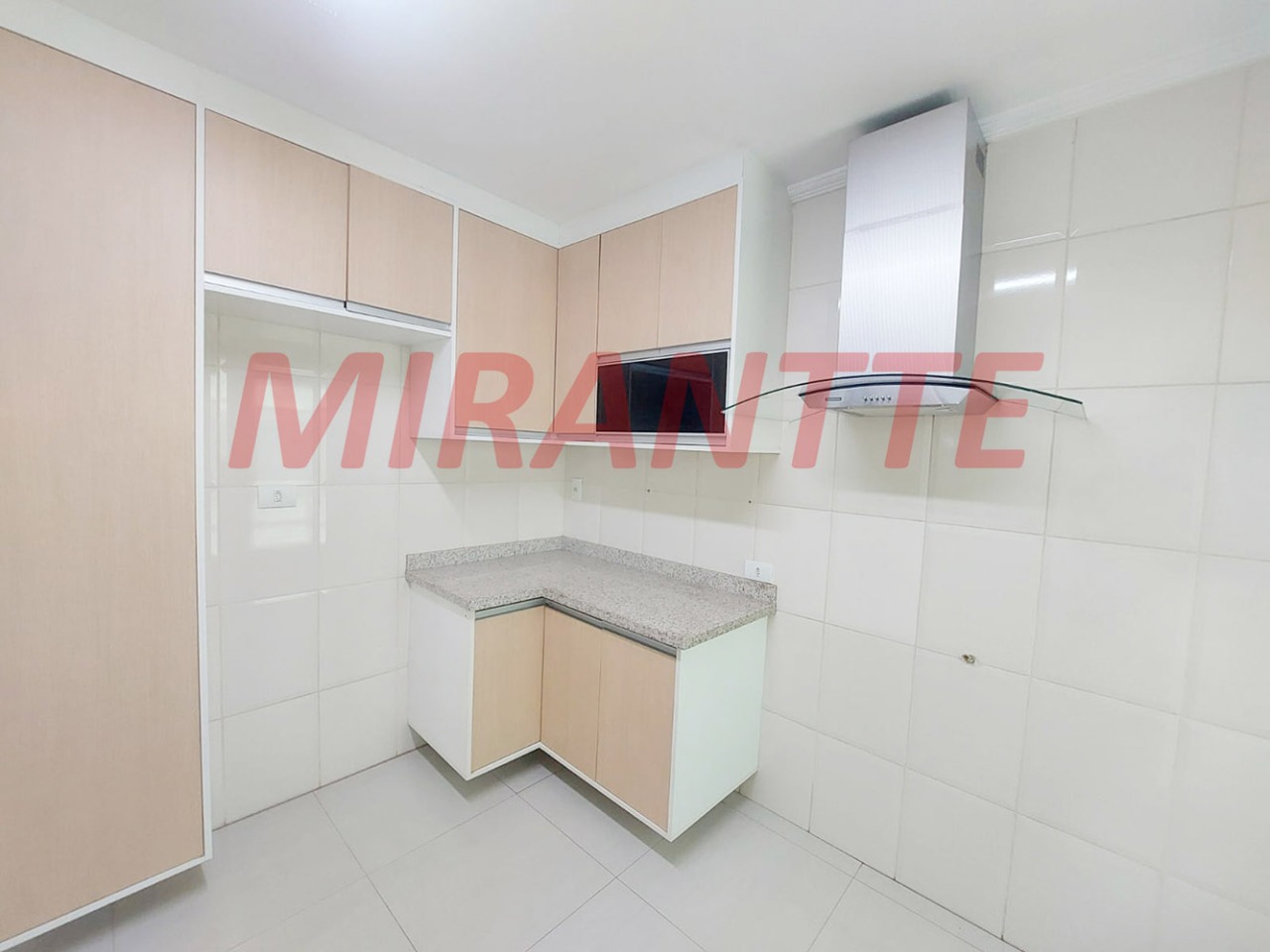 Sobrado de 134m² com 3 quartos em Parada Inglesa