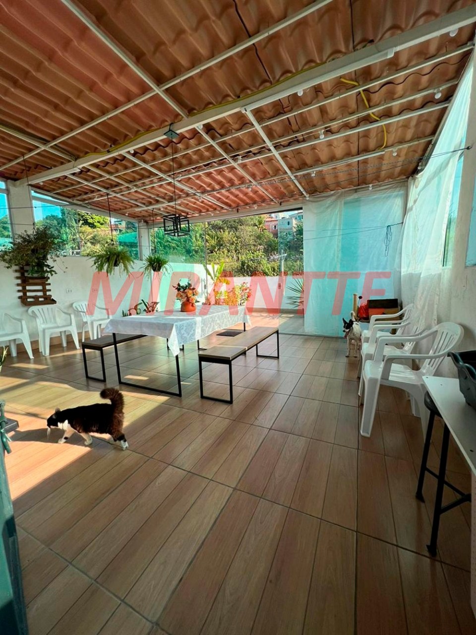 Sobrado de 150m² com 4 quartos em Parque Casa De Pedra