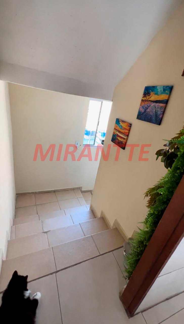 Sobrado de 150m² com 4 quartos em Parque Casa De Pedra