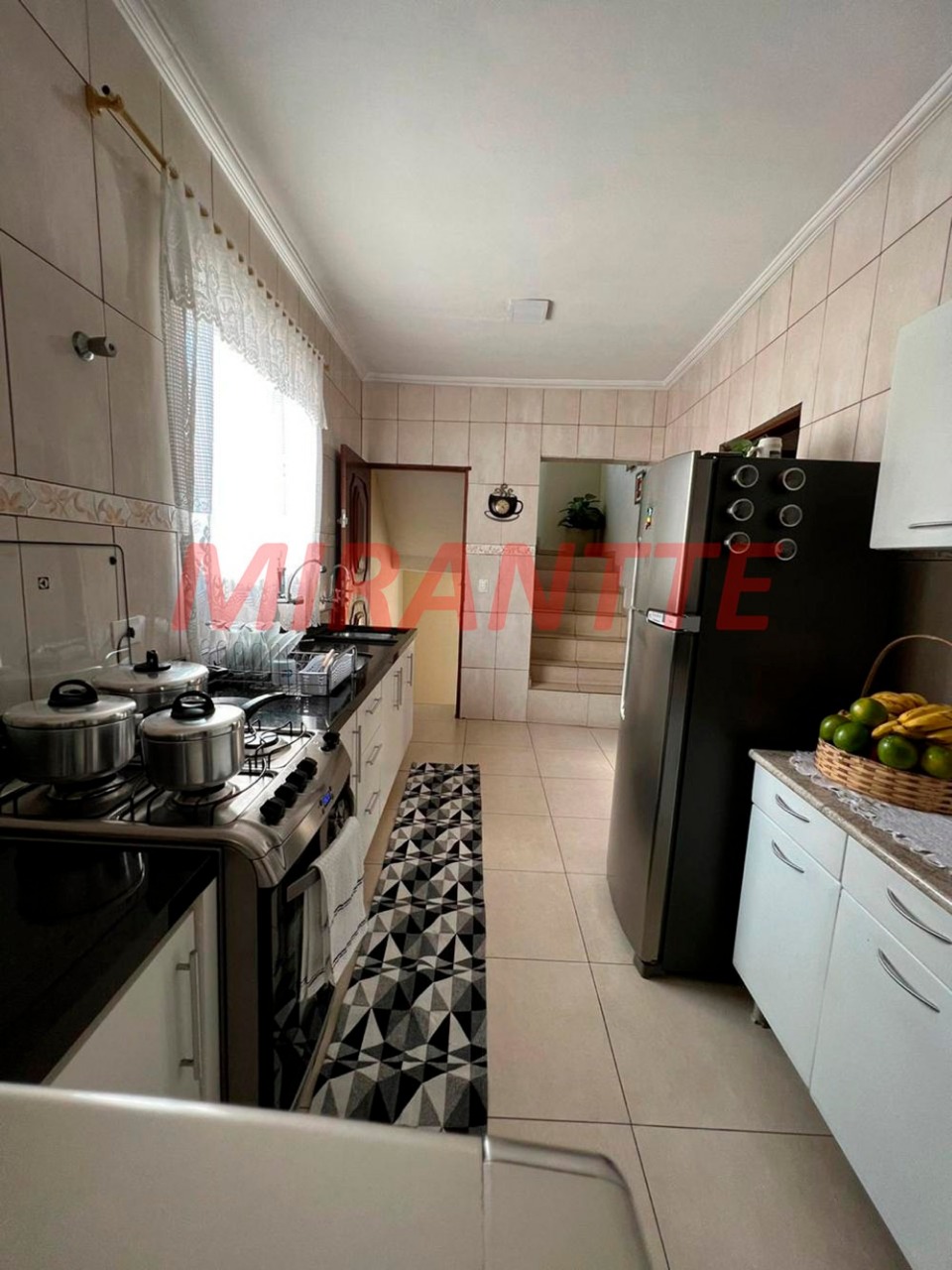 Sobrado de 150m² com 4 quartos em Parque Casa De Pedra