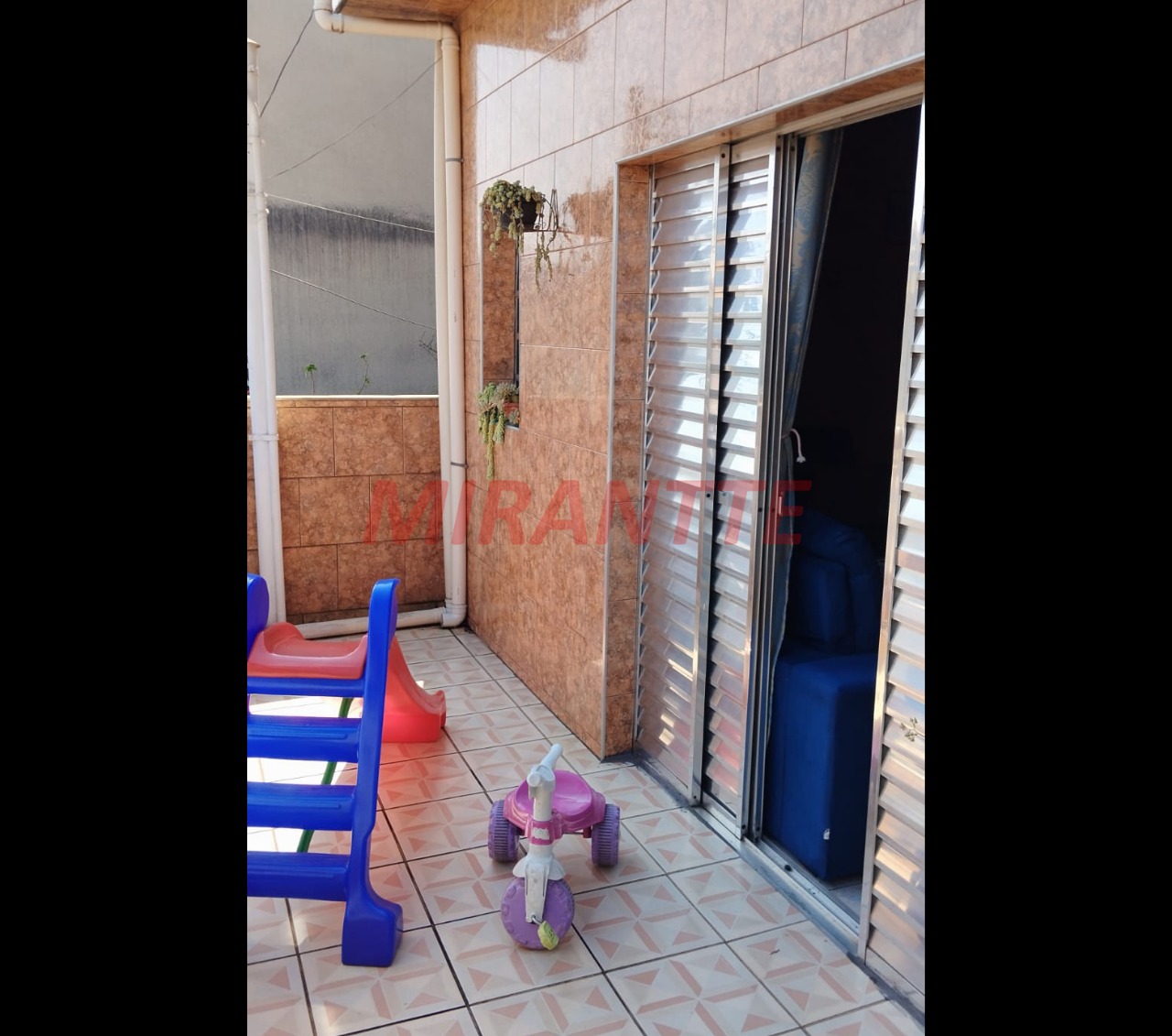 Sobrado de 230m² com 3 quartos em Vila Souza
