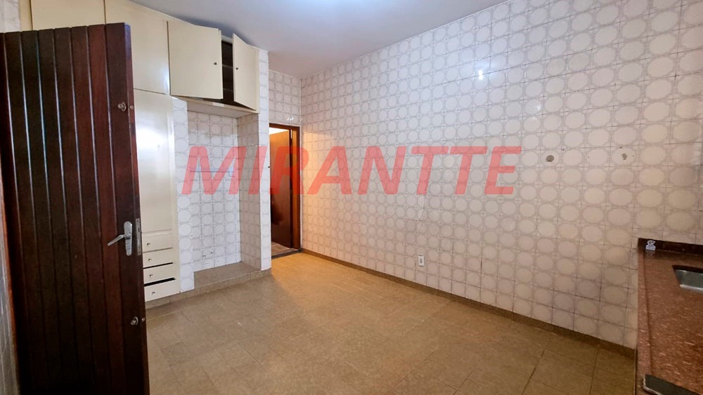 Sobrado de 164m² com 3 quartos em Vila Maria Alta