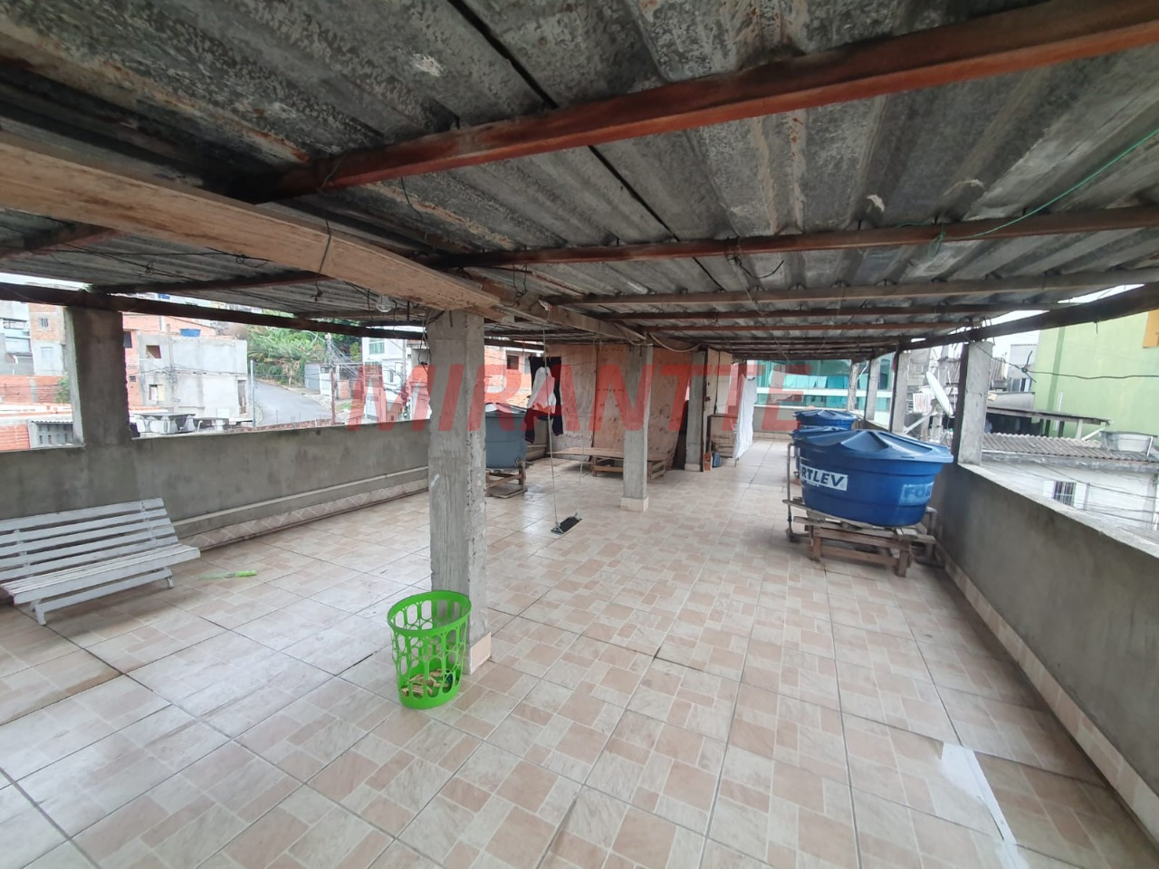 Sobrado de 290m² com 7 quartos em Jardim Martins Silva