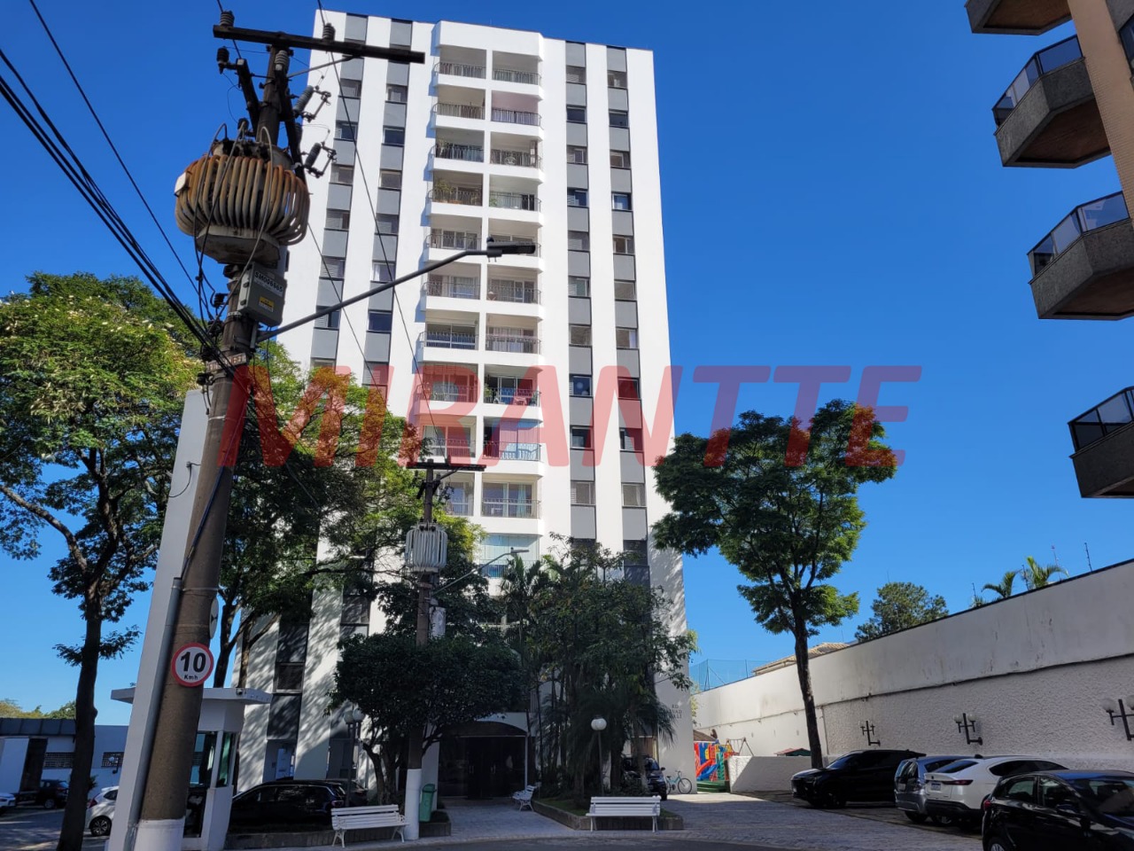 Apartamento de 93m² com 3 quartos em Vila Ester