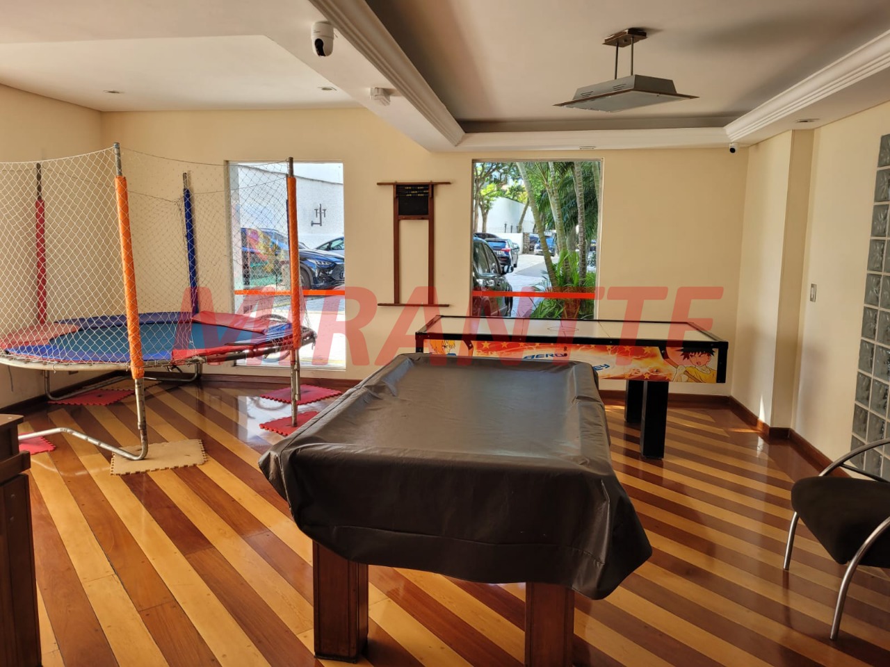 Apartamento de 93m² com 3 quartos em Vila Ester