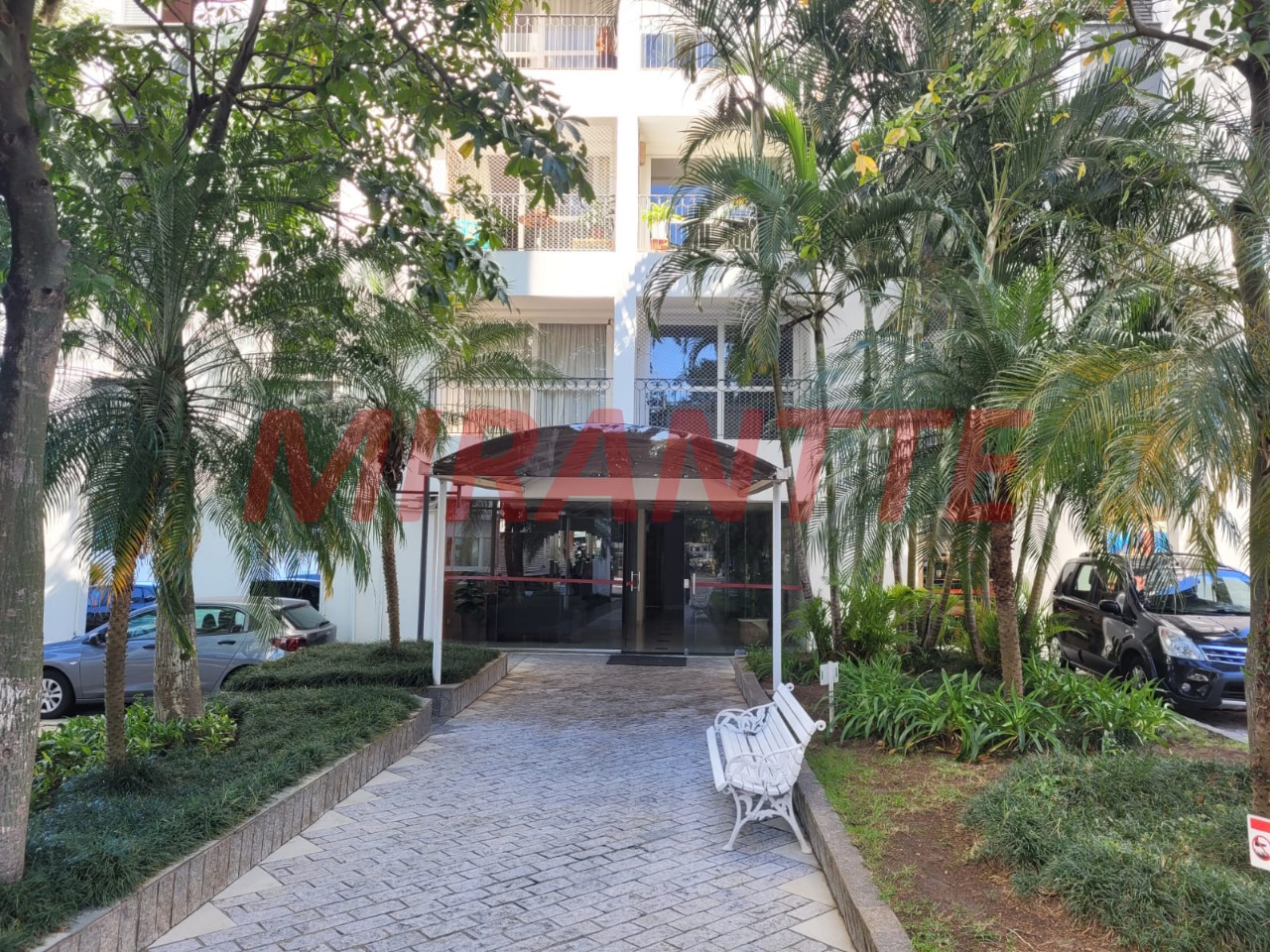Apartamento de 93m² com 3 quartos em Vila Ester