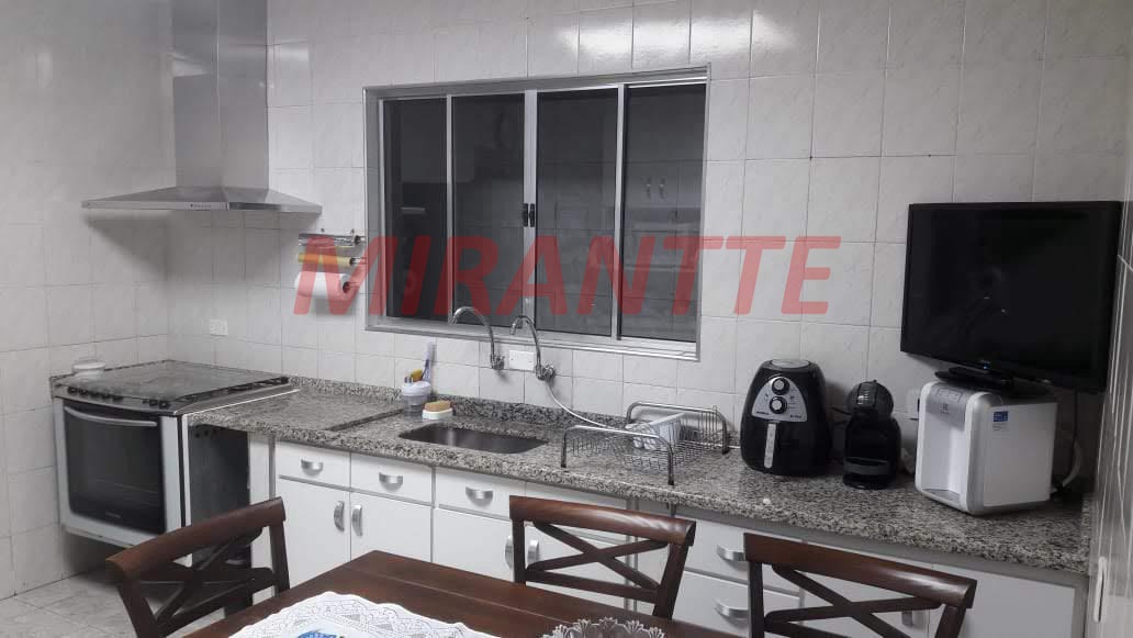 Sobrado de 240m² com 3 quartos em Associação Sobradinho
