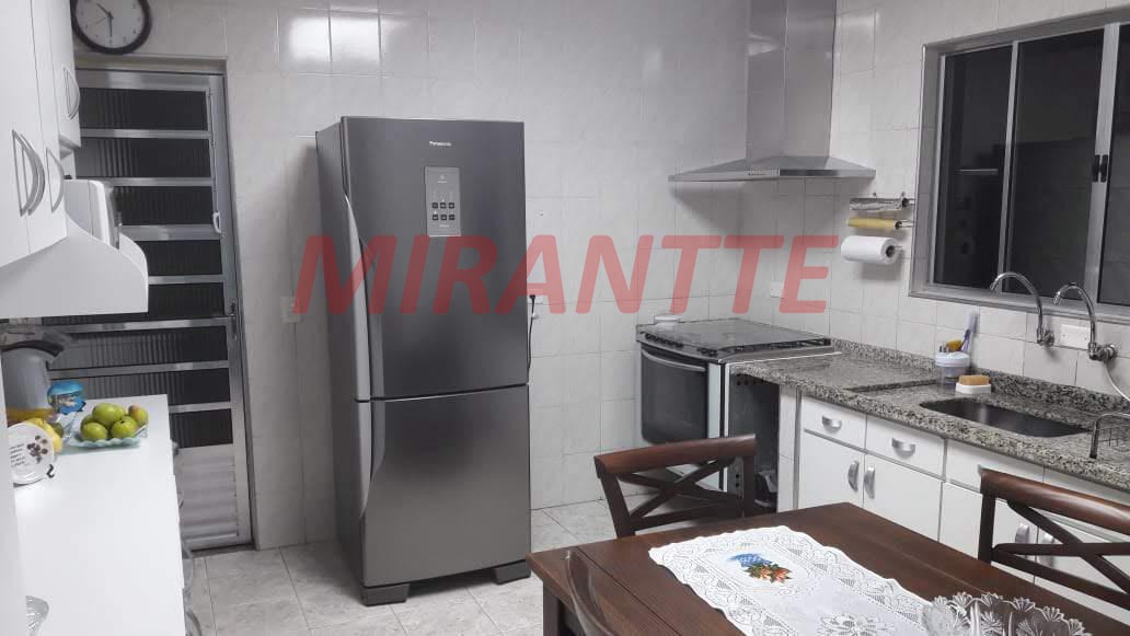 Sobrado de 240m² com 3 quartos em Associação Sobradinho