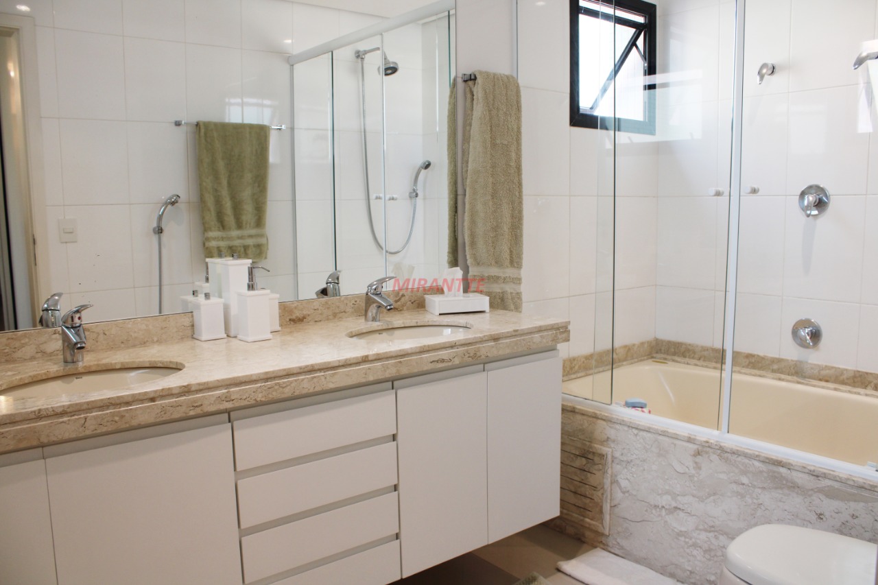 Apartamento de 234m² com 4 quartos em Aclimação