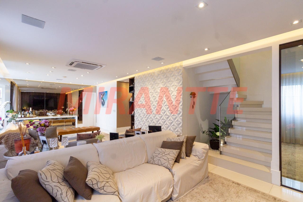 Cobertura de 306m² com 3 quartos em Santana