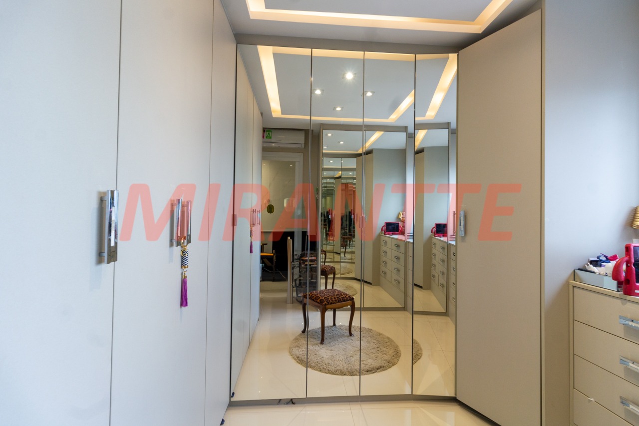 Cobertura de 306m² com 3 quartos em Santana