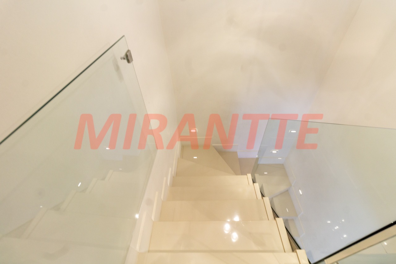 Cobertura de 306m² com 3 quartos em Santana