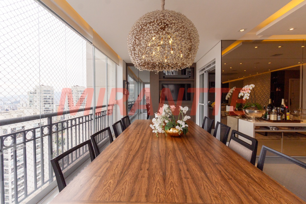 Cobertura de 306m² com 3 quartos em Santana