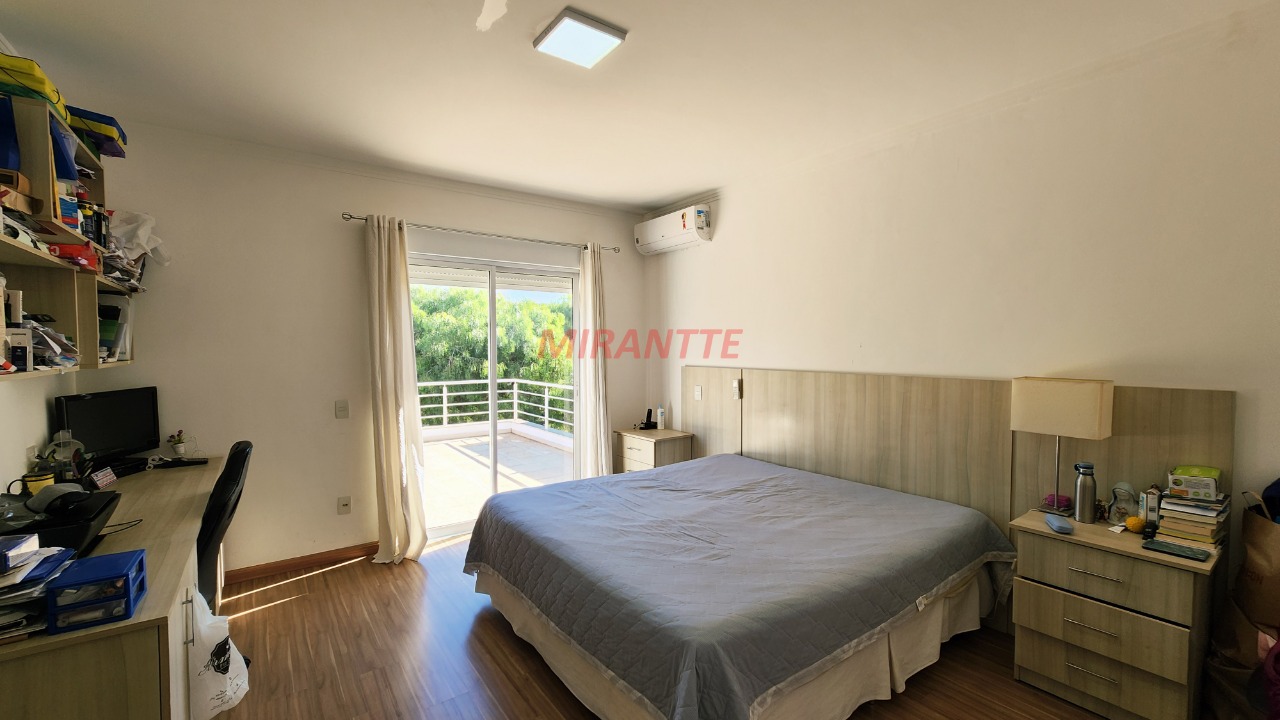 Cond. fechado de 269m² com 3 quartos em Engordadouro
