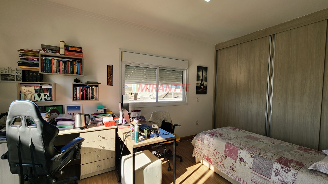 Cond. fechado de 269m² com 3 quartos em Engordadouro