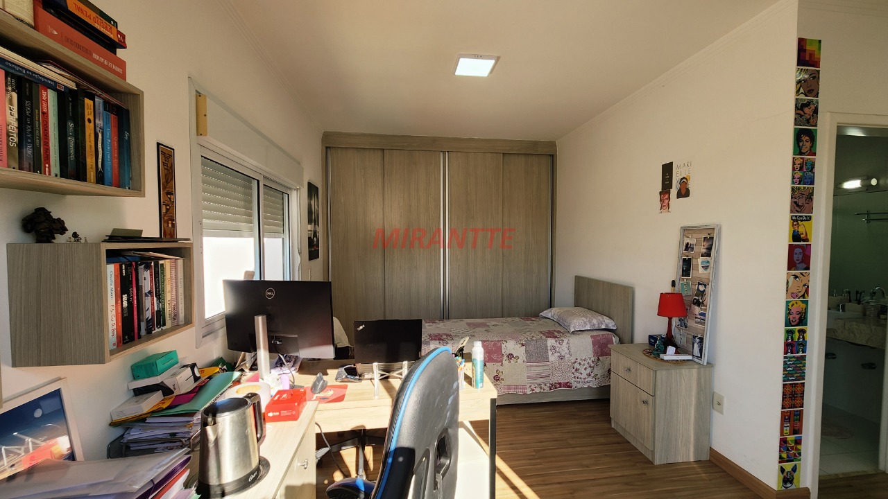 Cond. fechado de 269m² com 3 quartos em Engordadouro
