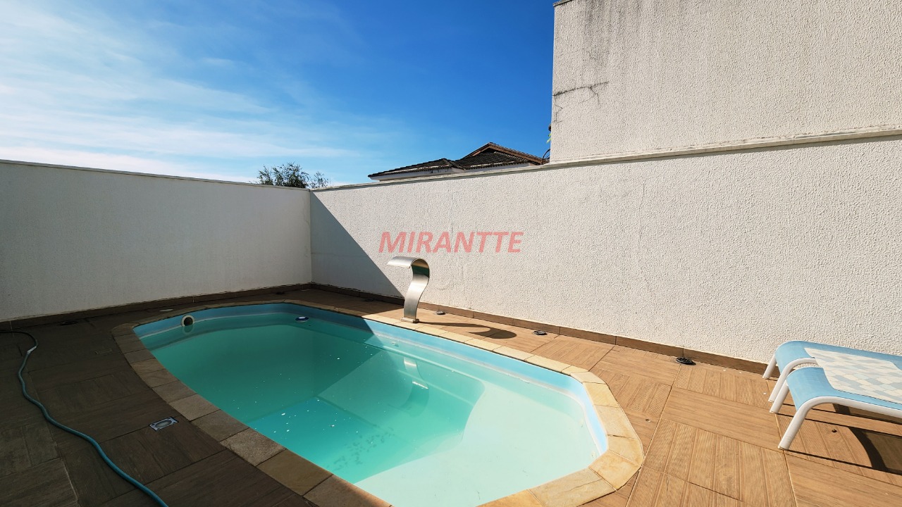 Cond. fechado de 269m² com 3 quartos em Engordadouro