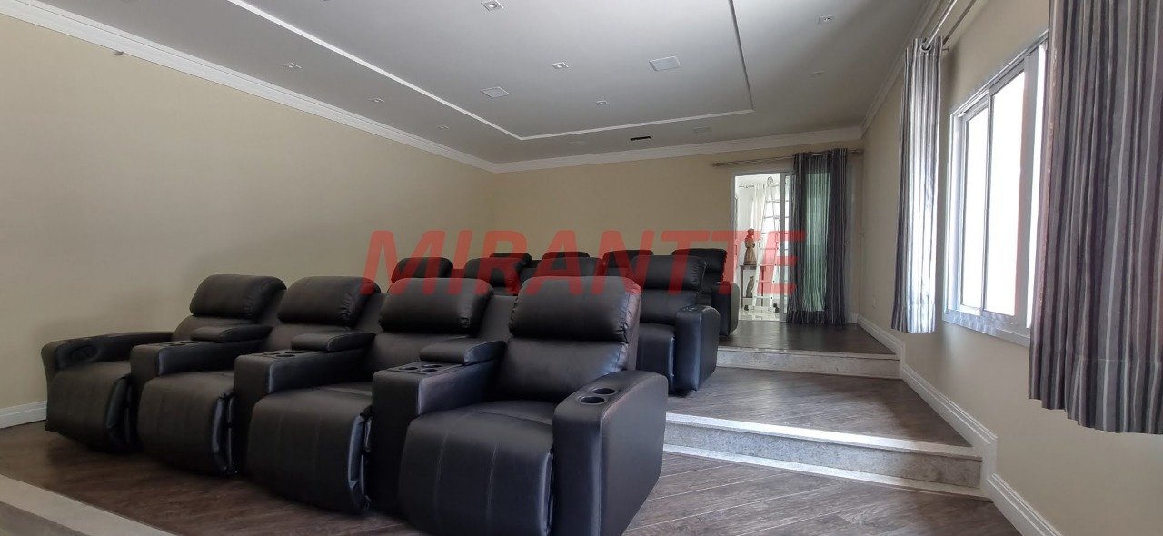 Cond. fechado de 539.55m² com 4 quartos em Roseira