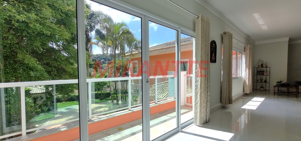Cond. fechado de 539.55m² com 4 quartos em Roseira