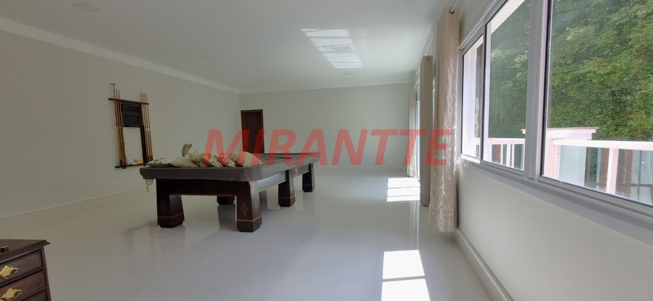 Cond. fechado de 539.55m² com 4 quartos em Roseira