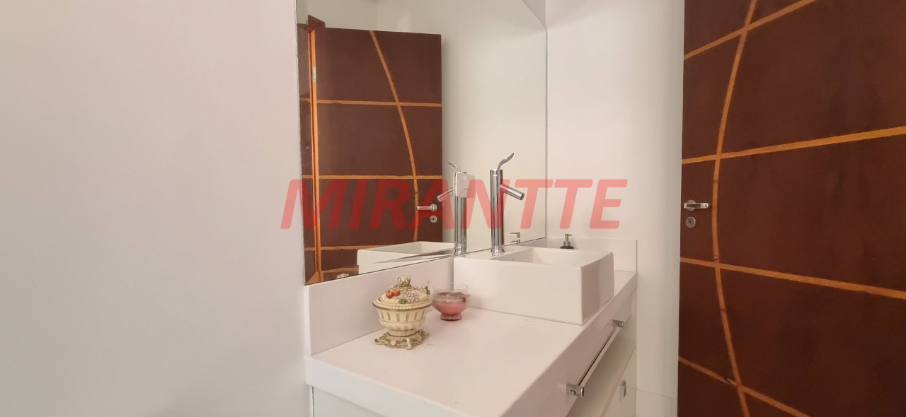 Cond. fechado de 539.55m² com 4 quartos em Roseira