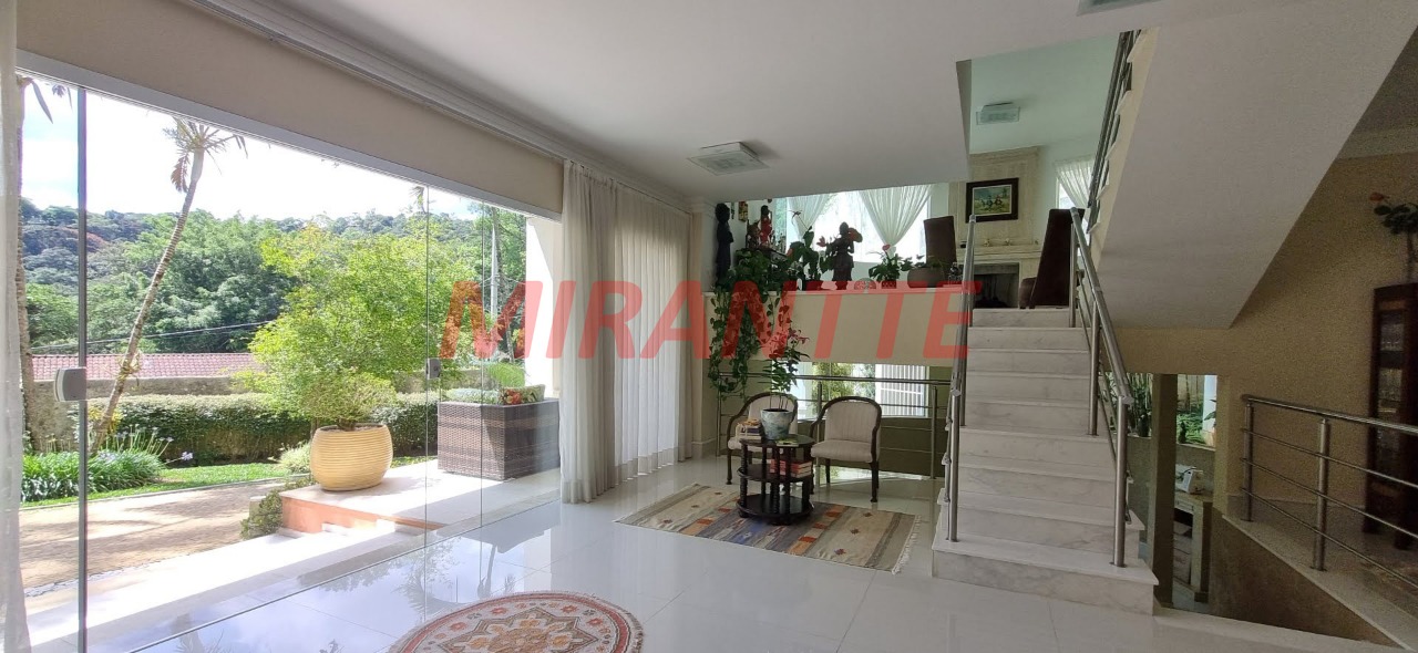 Cond. fechado de 539.55m² com 4 quartos em Roseira