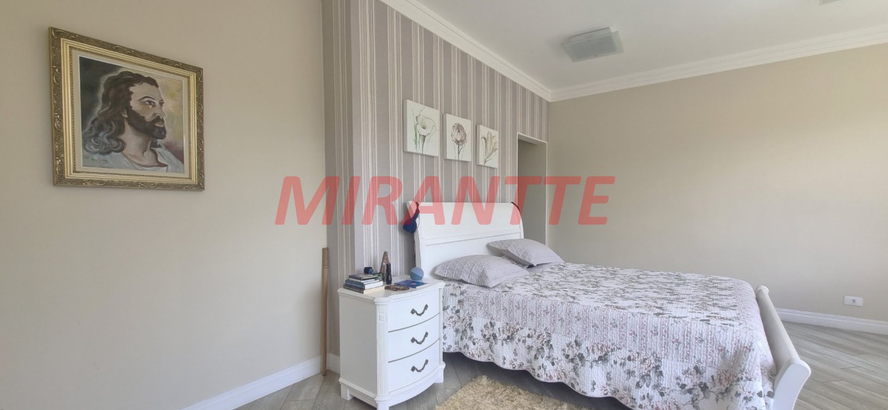 Cond. fechado de 539.55m² com 4 quartos em Roseira